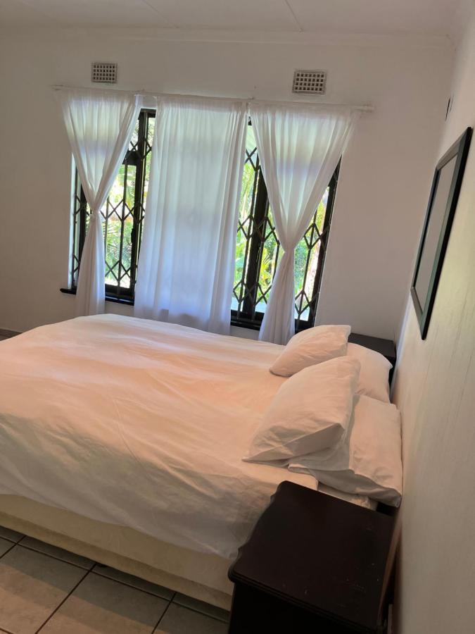 Mtunzi Park, 39 Peaceful Shores Scottburgh Exterior foto
